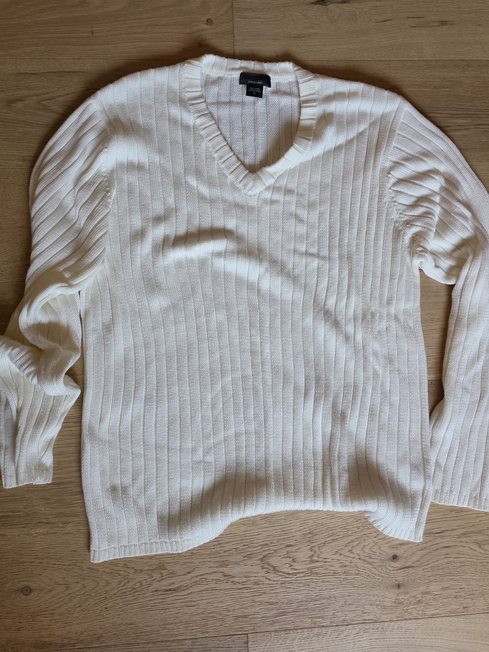 White Ribbed V-Neck Sweater - Banana Republic